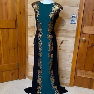 Tadashi Shoji Green Black Maxi Dress with Gold Embroidery and train. New w tag!